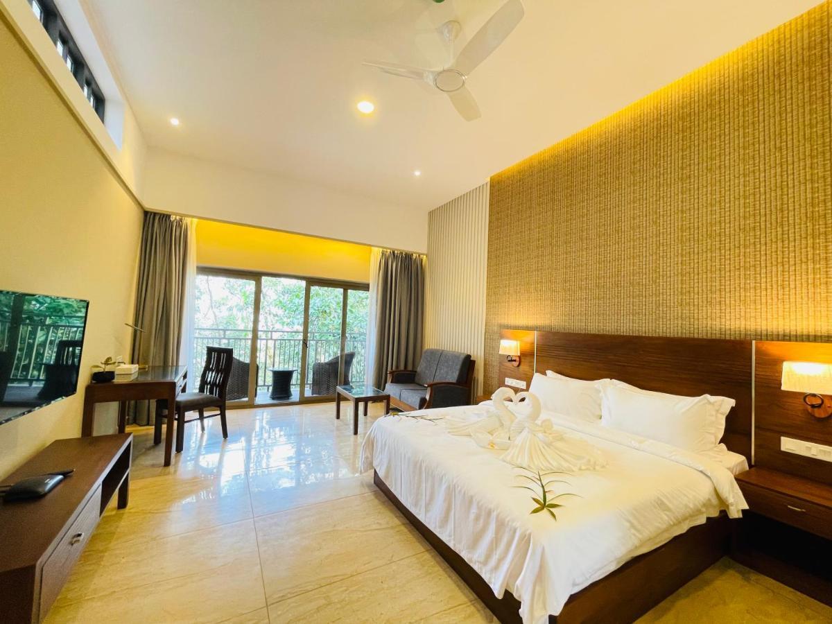 Elephant Passage Munnar Exteriör bild Deluxe Room